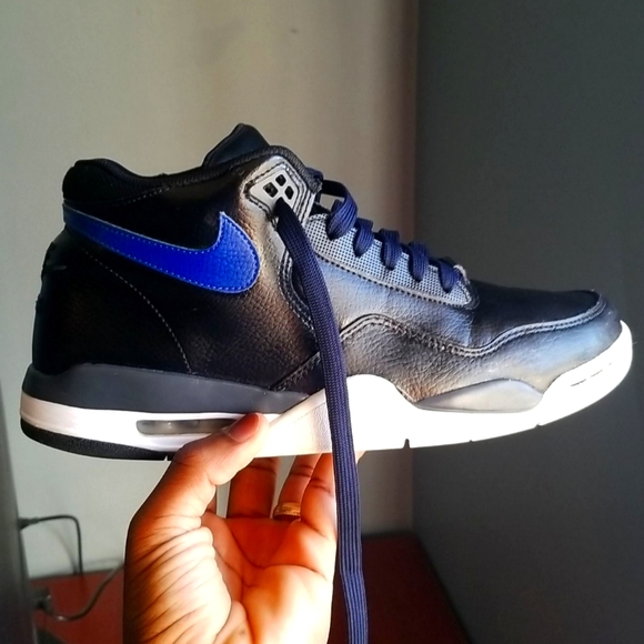 Nike air flights - Picture 2 of 2